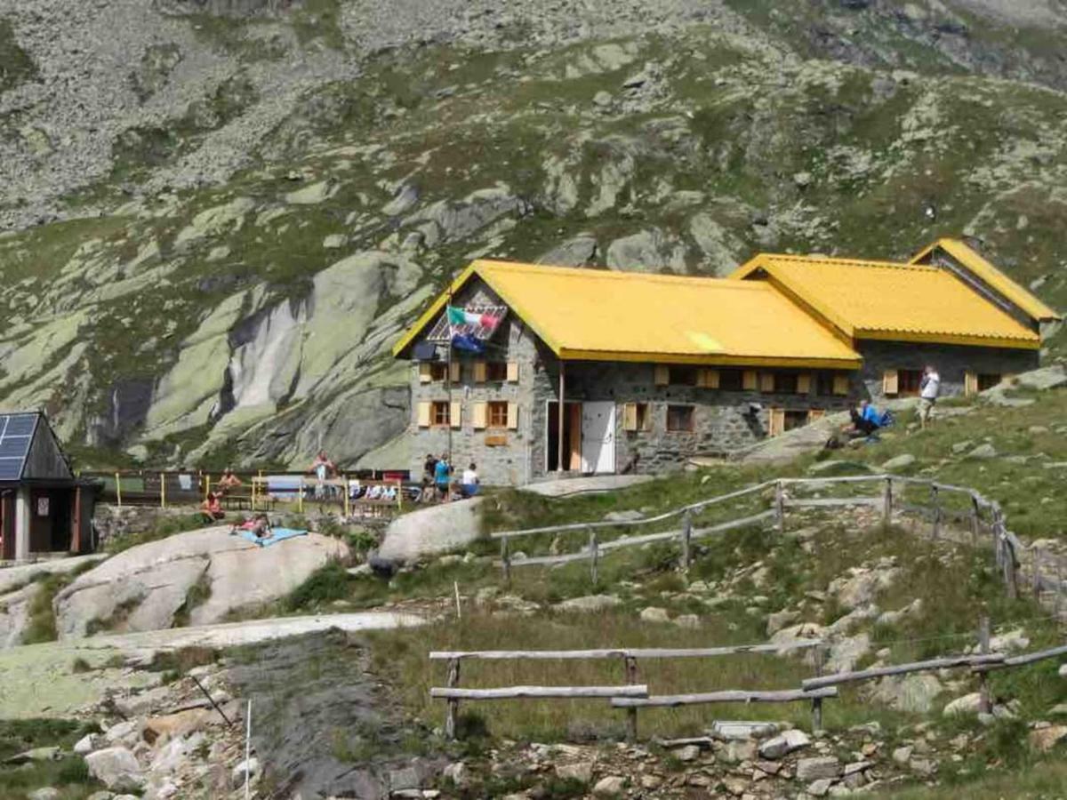 Bilocale A Due Passi Dal Gran Paradiso Locana المظهر الخارجي الصورة